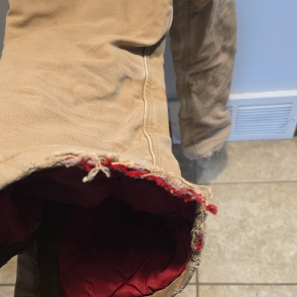 Carhartt Bib Overalls Insulated - Picture 6 of 10